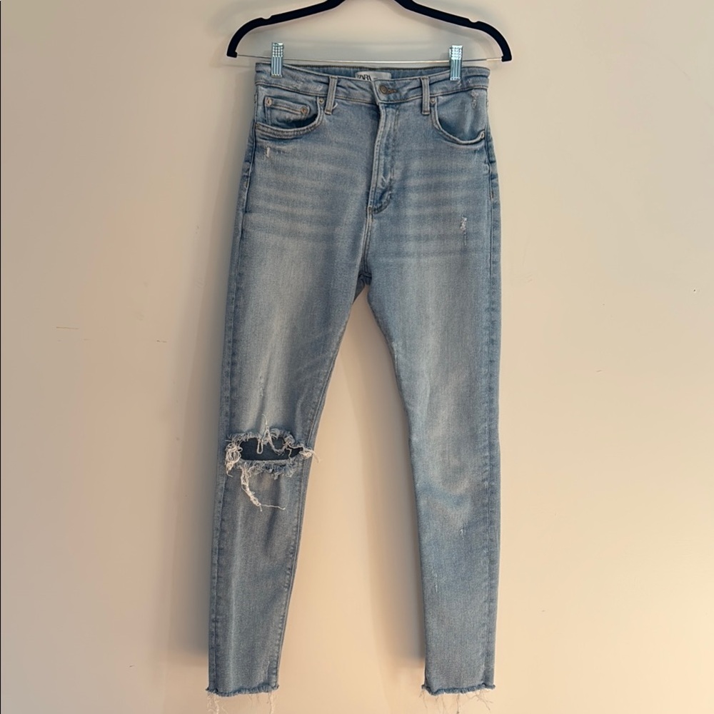 Zara distressed skinny Blue Jeans